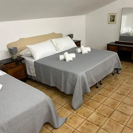 Italia Apartman *